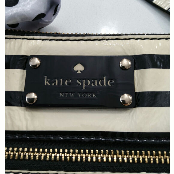 Kate Spade crossbody Black & White striped Adjustable strap. Chic Retro - Picture 4 of 9